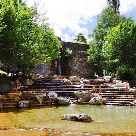 Maison Suspendue Avec Jacuzzi Privatif Pont-en-Royans Εξωτερικό φωτογραφία